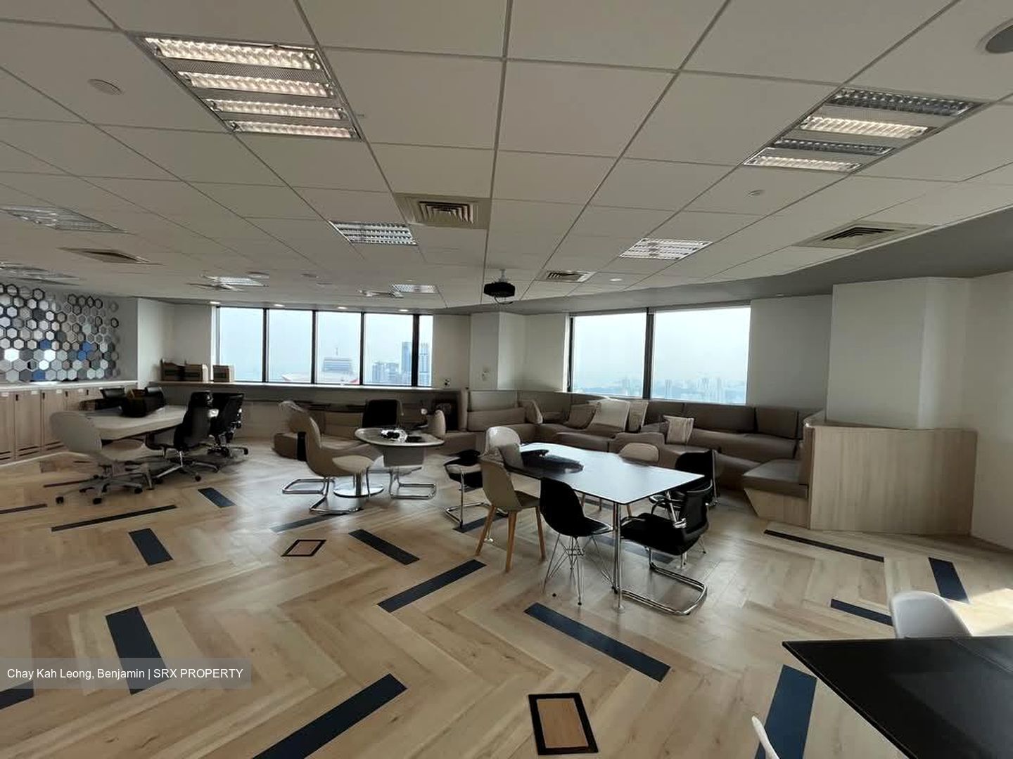 Republic Plaza (D1), Office #580091911